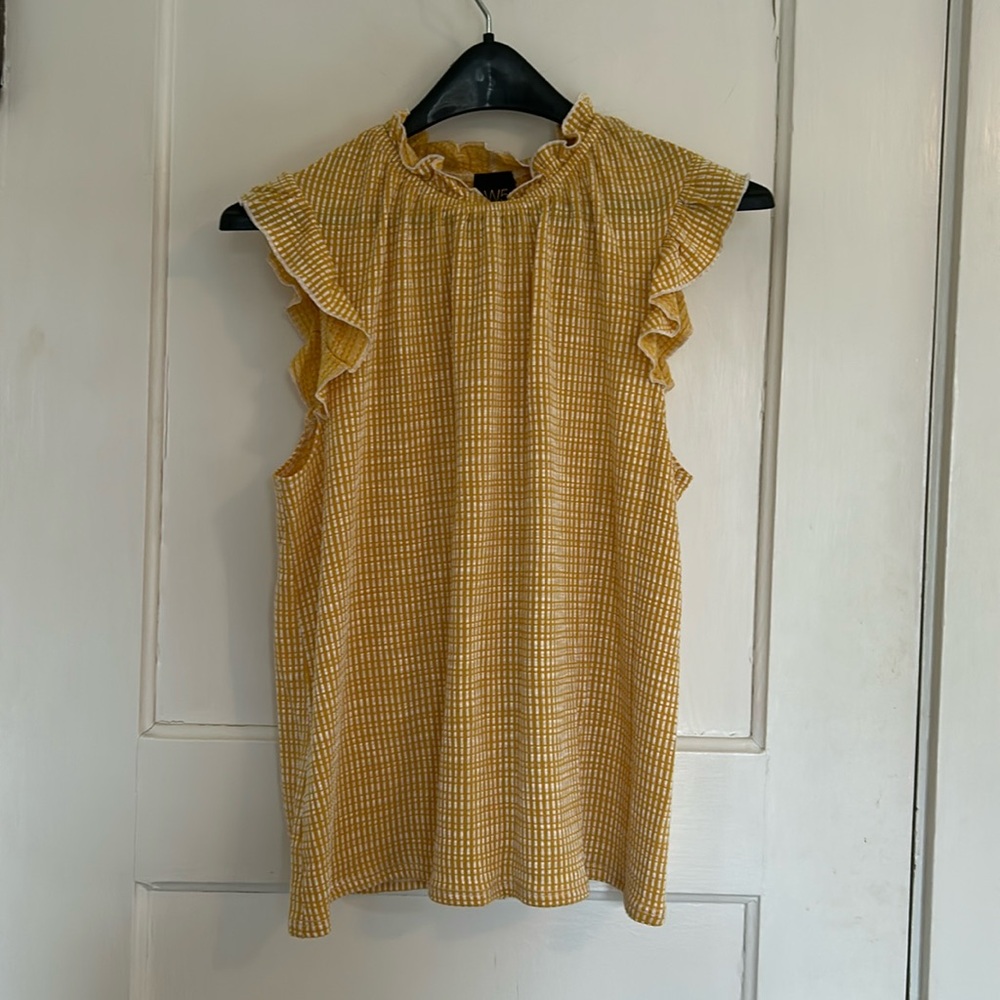 W5 Cute Yellow Ruffle Blouse